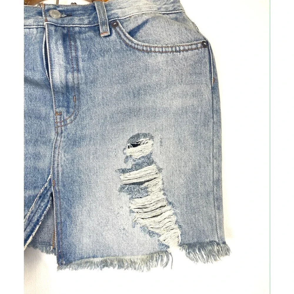 Free People Relaxed & Destroyed Denim Mini Jean Skirt Sz 27 Blue Denim